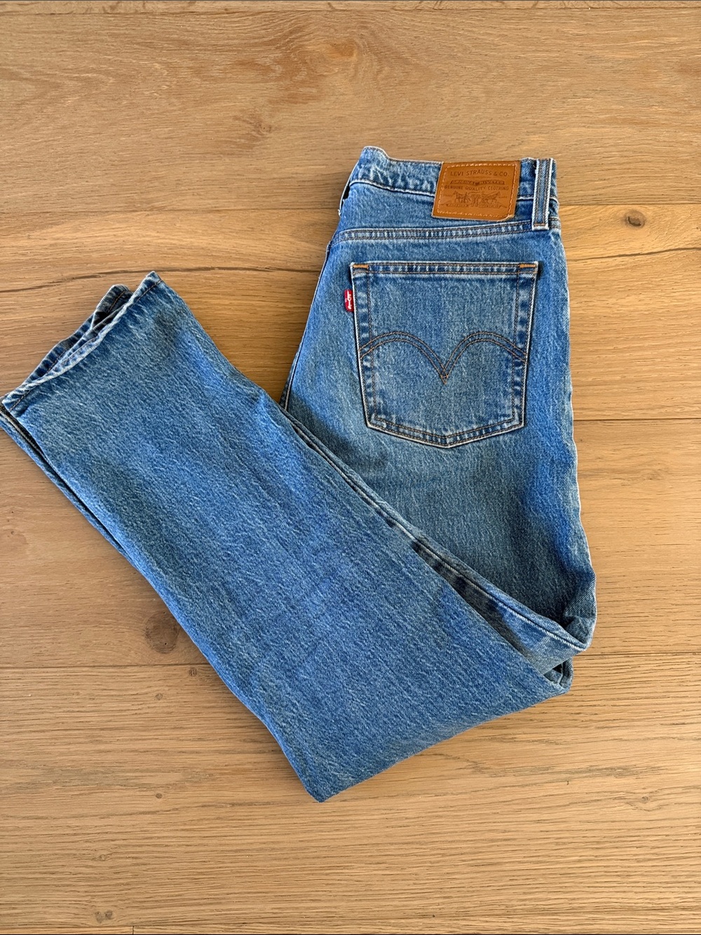 Levi's Wedgie Straight Medium Blue Straight-Leg Jeans